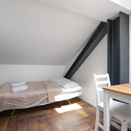 Apartment Golden Waw - Old Town - Marcinkowskiego #4 *